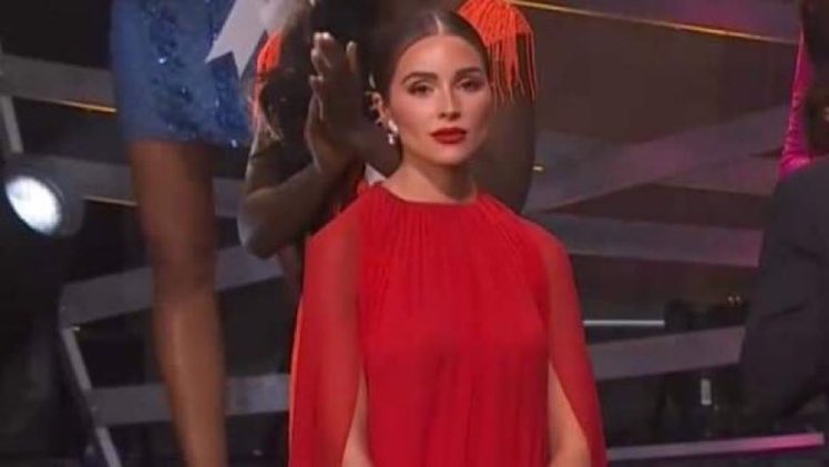 Hot nhất đêm Chung kết Miss Universe là biểu cảm khó ở của Hoa hậu Hoàn vũ 2012 khi đại diện Mexico chiến thắng - Ảnh 5.