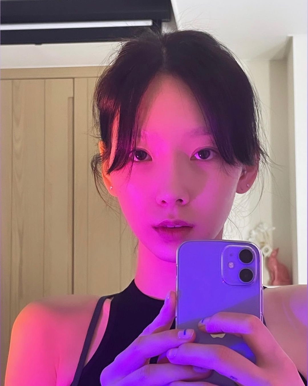 Taeyeon rơi lông mày nhờ người tìm gấp, fanti tri ân luôn cho chị 1 lô quà khó quên - Ảnh 4. Taeyeon rơi lông mày nhờ người tìm gấp, fanti tri ân luôn cho chị 1 lô quà khó quên - Ảnh 4.