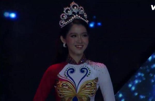 Cả dàn Hoa hậu và người đẹp Việt dính nghi án dùng hàng pha ke vì sở hữu 1 mẫu vương miện fake - Ảnh 10.