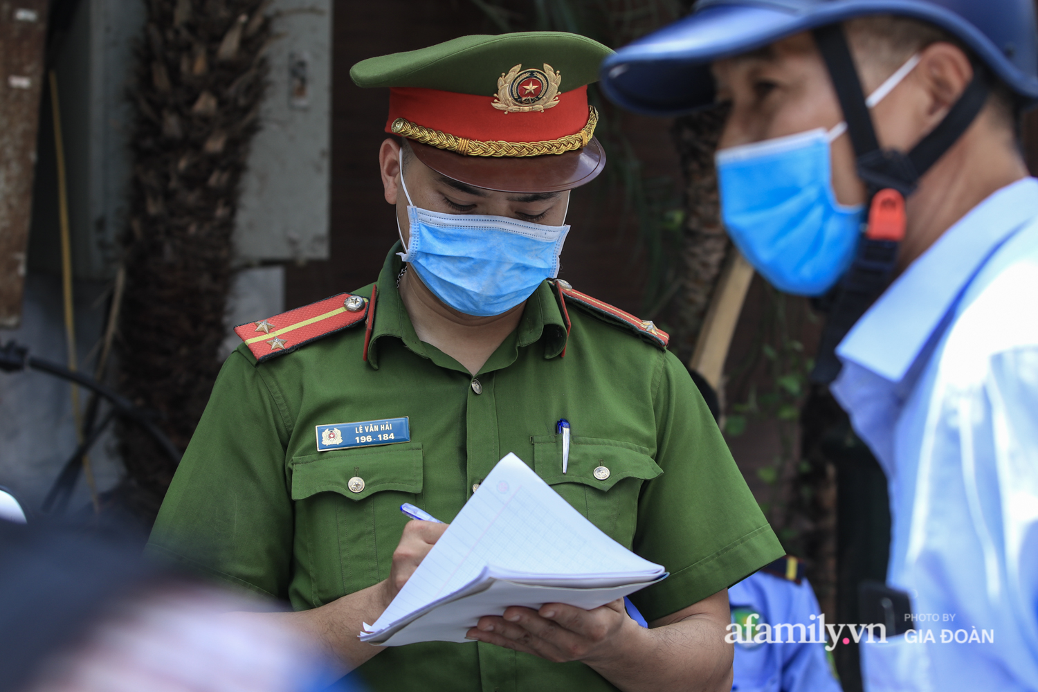 Phong tỏa tòa chung cư nơi nữ nhân viên quán bar Sunny có liên quan đến chuyên gia người Trung Quốc dương tính với SARS-CoV-2 - Ảnh 10.