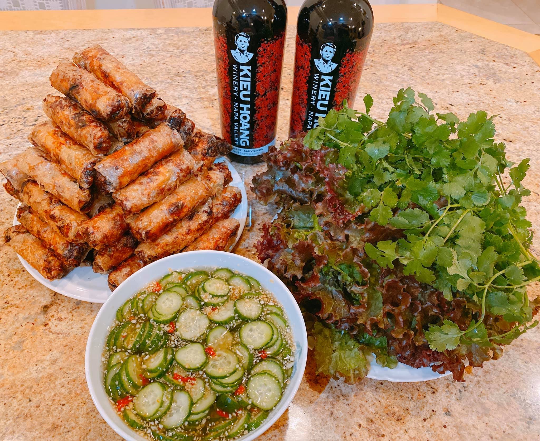 Cách làm nem rán giòn ngon cực đỉnh từ con dâu tỷ phú hoàng kiều