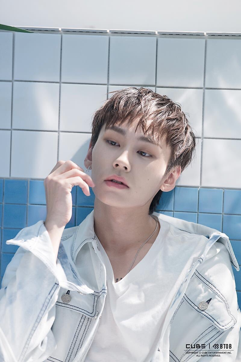 Nóng: Nam idol đình đám chính thức ra toà vì nướng hơn 2 tỷ hút cần sa, công tố yêu cầu mức án 4 năm tù kèm mức phạt kỷ lục - Ảnh 5. Nóng: Nam idol đình đám chính thức ra toà vì nướng hơn 2 tỷ hút cần sa, công tố yêu cầu mức án 4 năm tù kèm mức phạt kỷ lục - Ảnh 5.