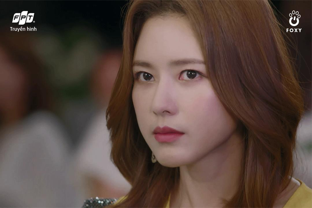 Nỗi đau quá khứ đeo bám các nhân vật trong series Khu Vườn Hoàng Kim - Ảnh 4. Nỗi đau quá khứ đeo bám các nhân vật trong series Khu Vườn Hoàng Kim - Ảnh 4.