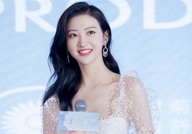 S&aacute;ng tạo doanh 2021: Lelush ngang ngược nhất CBiz, kh&ocirc;ng debut c&ugrave;ng INTO1 vẫn tr&uacute;ng quảng c&aacute;o với Cảnh Điềm  - Ảnh 7.