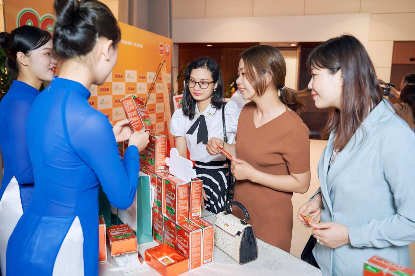 Việt Nam nghiên cứu thành công TPBVSK OCAM, hỗ trợ điều trị bệnh viêm loét dạ dày, nhiễm khuẩn HP - Ảnh 4. Việt Nam nghiên cứu thành công TPBVSK OCAM, hỗ trợ điều trị bệnh viêm loét dạ dày, nhiễm khuẩn HP - Ảnh 4.