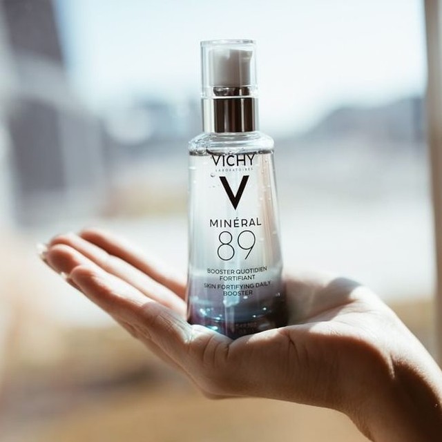 Chưa cần bôi retinol vội, bác sĩ khuyên chị em U30 dùng 5 sản phẩm này ngay từ bây giờ để da đẹp hoàn hảo - Ảnh 6. Chưa cần bôi retinol vội, bác sĩ khuyên chị em U30 dùng 5 sản phẩm này ngay từ bây giờ để da đẹp hoàn hảo - Ảnh 6.