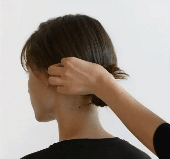 5 cách tạo kiểu để nàng tóc ngắn xinh tươi mỗi ngày, không bị nhạt nhẽo - Ảnh 5.