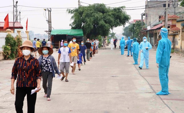 Bắc Ninh phát thông báo khẩn tìm người liên quan đến ca mắc COVID-19 tại chốt kiểm dịch - Ảnh 1.