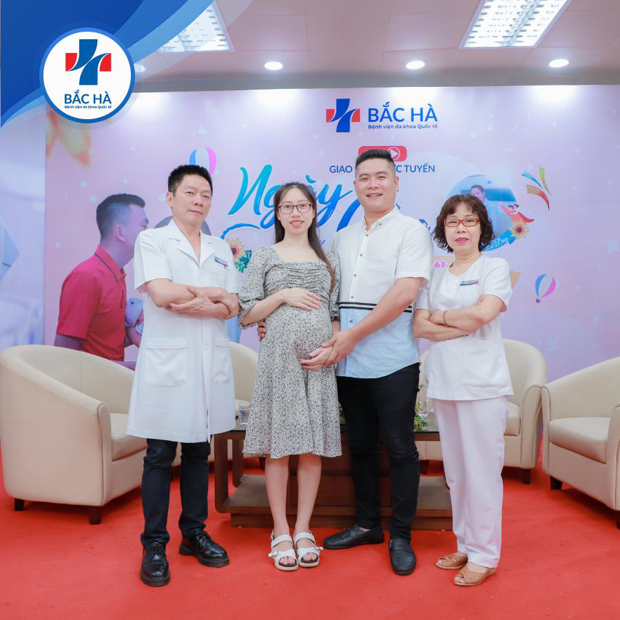 Hội thảo trực tuyến “Ngày của Cha - Gửi bé lời yêu thương”: “Vượt cạn” mùa dịch - Trọn an tâm khi có bệnh viện Bắc Hà