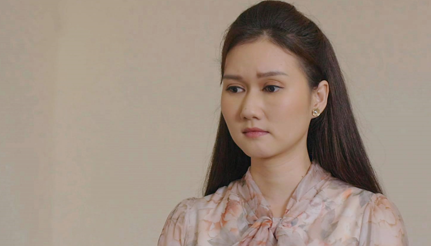 Mùa hoa tìm lại tập 4: Tuyết ghen tức với tình cảm của Lệ - Việt - Ảnh 4. mùa hoa tìm lại tập 4