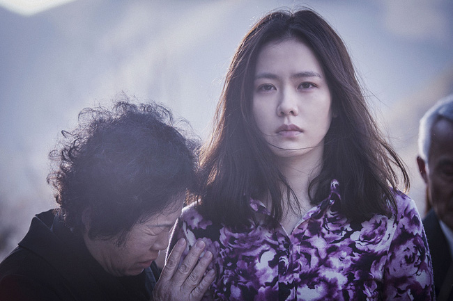 Một bộ phim của Son Ye Jin hot trở lại sau 5 năm, fan ám ảnh vì diễn xuất đỉnh cao, còn nhận đến 5 giải Nữ diễn viên xuất sắc nhất - Ảnh 2.