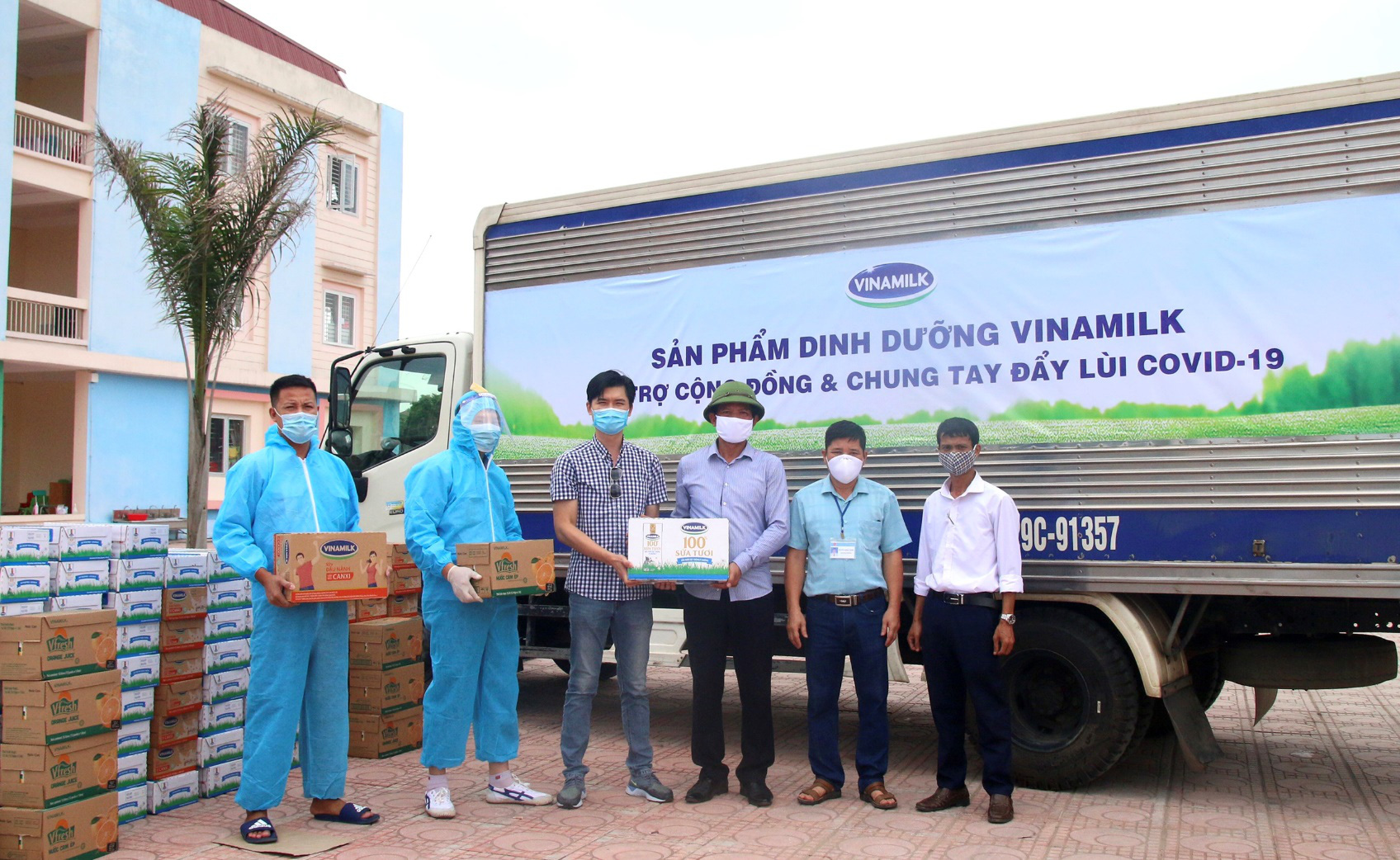 Vinamilk khởi động chiến dịch “Bạn khỏe mạnh, Việt Nam khỏe mạnh” nhân dịp 45 năm thành lập với nhiều hoạt động ý nghĩa - Ảnh 3.