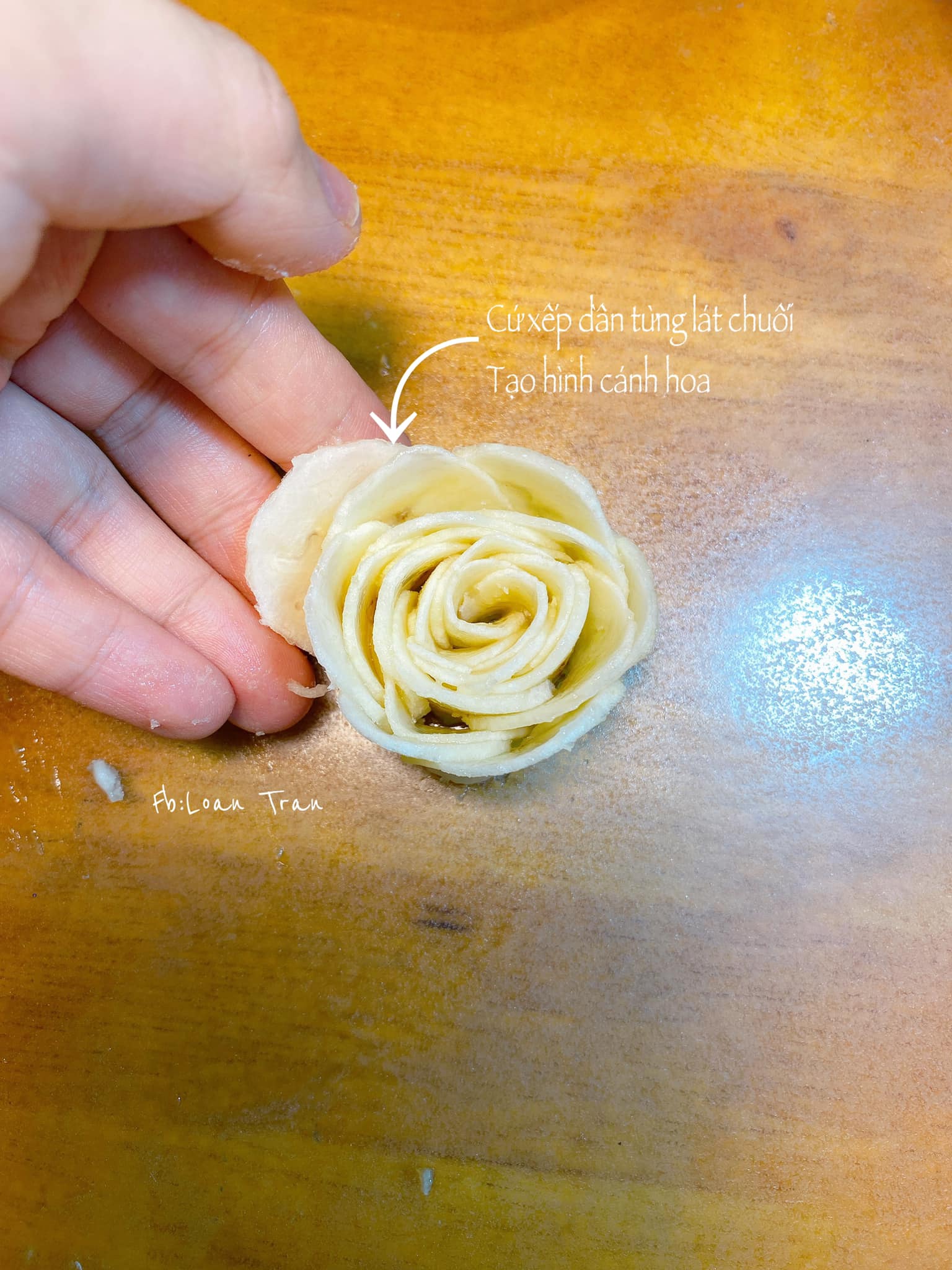 Rộ trend cắt xếp trái cây thành hình hoa, đẹp ngỡ ngàng ngã ngửa nhưng cách làm chỉ cần tỉ mỉ chút thôi! - Ảnh 18. Rộ trend cắt xếp trái cây thành hình hoa, đẹp ngỡ ngàng ngã ngửa nhưng cách làm chỉ cần tỉ mỉ chút thôi! - Ảnh 18.