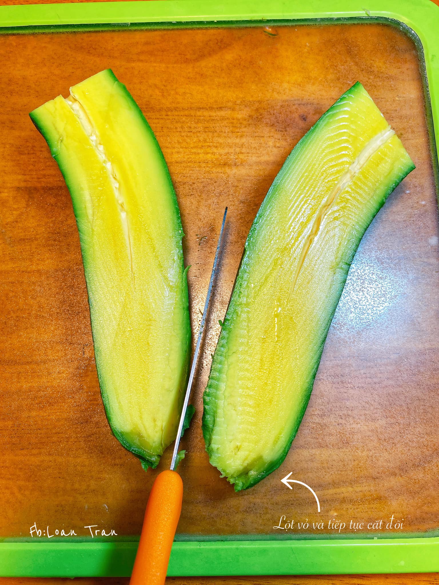 Rộ trend cắt xếp trái cây thành hình hoa, đẹp ngỡ ngàng ngã ngửa nhưng cách làm chỉ cần tỉ mỉ chút thôi! - Ảnh 25. Rộ trend cắt xếp trái cây thành hình hoa, đẹp ngỡ ngàng ngã ngửa nhưng cách làm chỉ cần tỉ mỉ chút thôi! - Ảnh 25.