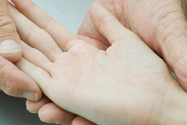 Phụ nữ sở hữu phúc tướng này tiền vận cuộc sống bình thường, sau 35 tuổi tình duyên khởi sắc, càng lớn tuổi càng giàu có - Ảnh 3.