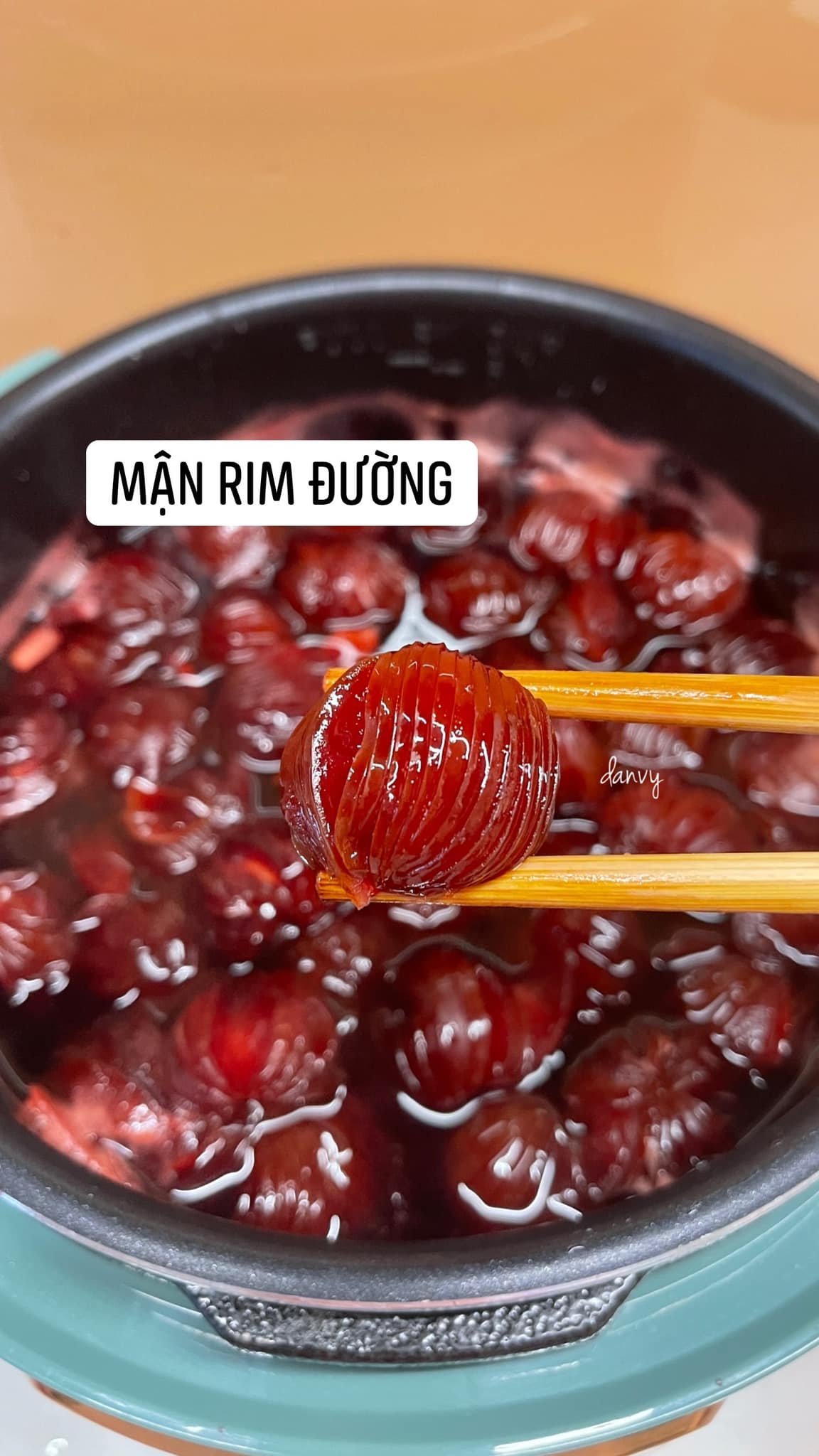 "Soán ngôi" nồi chiên không dầu, nồi áp suất đang khiến chị em mê tít, mẹ đảm Đắk Lắk bật mí loạt món ngon mà làm nhàn tênh! - Ảnh 9.