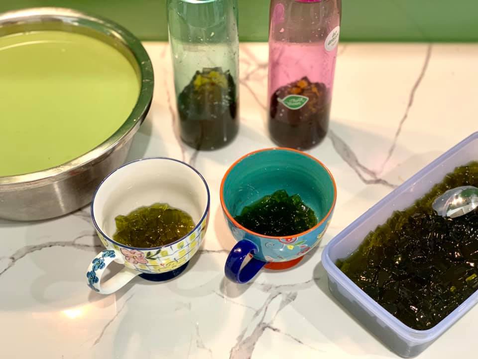 Đừng l&agrave;m tr&agrave; Th&aacute;i bằng g&oacute;i pha sẵn nữa, thử c&ocirc;ng thức n&agrave;y xem vừa thơm vừa ngon, trời n&oacute;ng ai uống 1 cũng muốn uống 2! - Ảnh 20.