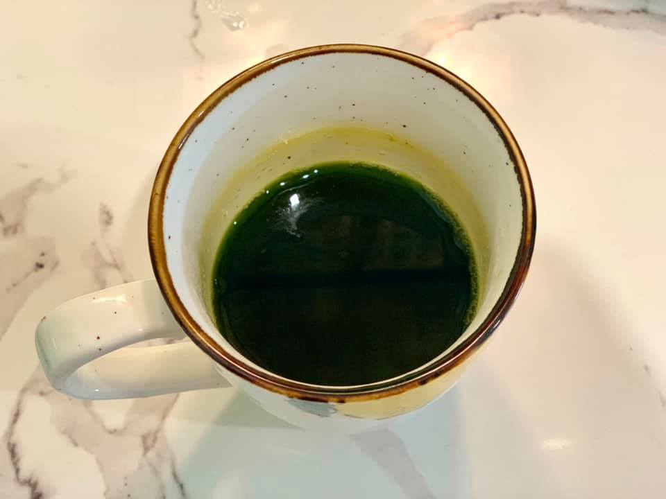 Đừng l&agrave;m tr&agrave; Th&aacute;i bằng g&oacute;i pha sẵn nữa, thử c&ocirc;ng thức n&agrave;y xem vừa thơm vừa ngon, trời n&oacute;ng ai uống 1 cũng muốn uống 2! - Ảnh 8.