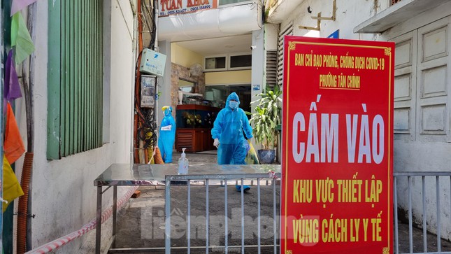 Đà Nẵng thêm 7 ca dương tính, 3 người phát hiện trong khu phong tỏa - Ảnh 1. Đà Nẵng thêm 7 ca dương tính, 3 người phát hiện trong khu phong tỏa - Ảnh 1.