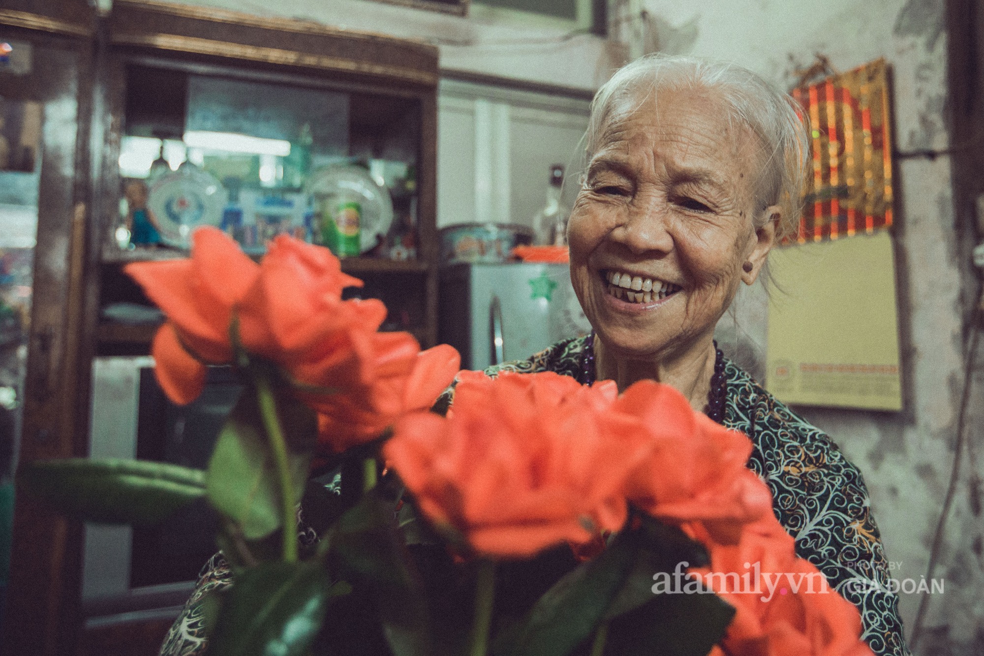 Chìa khóa hạnh phúc của gia đình tứ đại đồng đường giữa phố cổ Hà Nội: Bên nhau nhiều năm nhưng chẳng ai nặng lời với nhau bao giờ - Ảnh 5.