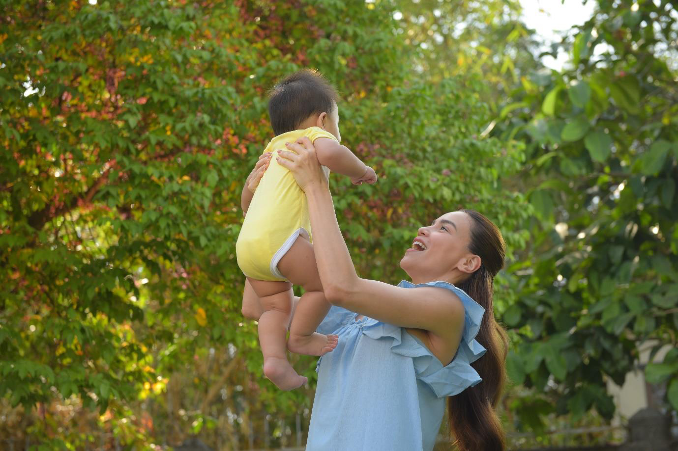 Hà Hồ - Thuỳ Minh: 2 bà mẹ sắc sảo biện luận quan điểm trái ngược khi chăm sóc con nhưng cuối cùng lại thống nhất ở một điểm - Ảnh 3. Hà Hồ - Thuỳ Minh: 2 bà mẹ sắc sảo biện luận quan điểm trái ngược khi chăm sóc con nhưng cuối cùng lại thống nhất ở một điểm - Ảnh 3.