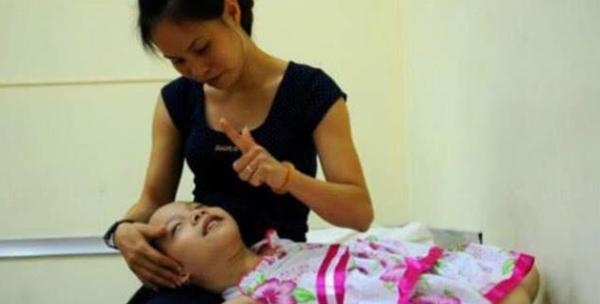 Bác sĩ chẩn đoán “bào thai hải cẩu”, khuyên nên bỏ nhưng người mẹ này kiên quyết đẻ con, đứa trẻ sau này khiến ai cũng bất ngờ - Ảnh 1. Bác sĩ chẩn đoán “bào thai hải cẩu”, khuyên nên bỏ nhưng người mẹ này kiên quyết đẻ con, đứa trẻ sau này khiến ai cũng bất ngờ - Ảnh 1.