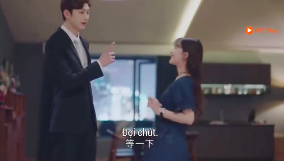 Triệu Lộ Tư bị bóc mẽ khai gian cao 1m63, thấp b&eacute; thế này thì mặt đẹp chuẩn visual có cứu được?  - Ảnh 9.