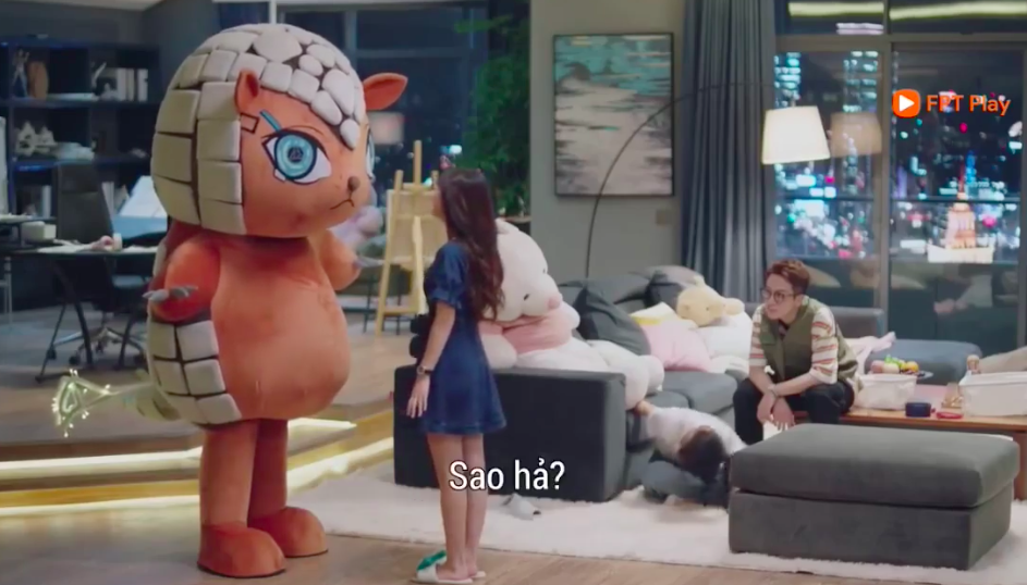 Triệu Lộ Tư bị bóc mẽ khai gian cao 1m63, thấp b&eacute; thế này thì mặt đẹp chuẩn visual có cứu được?  - Ảnh 10.