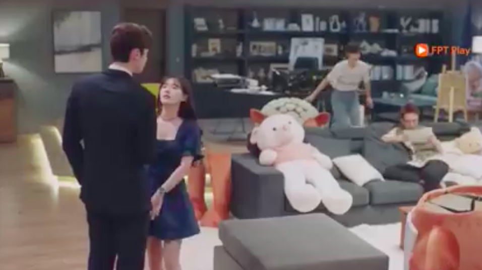 Triệu Lộ Tư bị bóc mẽ khai gian cao 1m63, thấp b&eacute; thế này thì mặt đẹp chuẩn visual có cứu được?  - Ảnh 7.