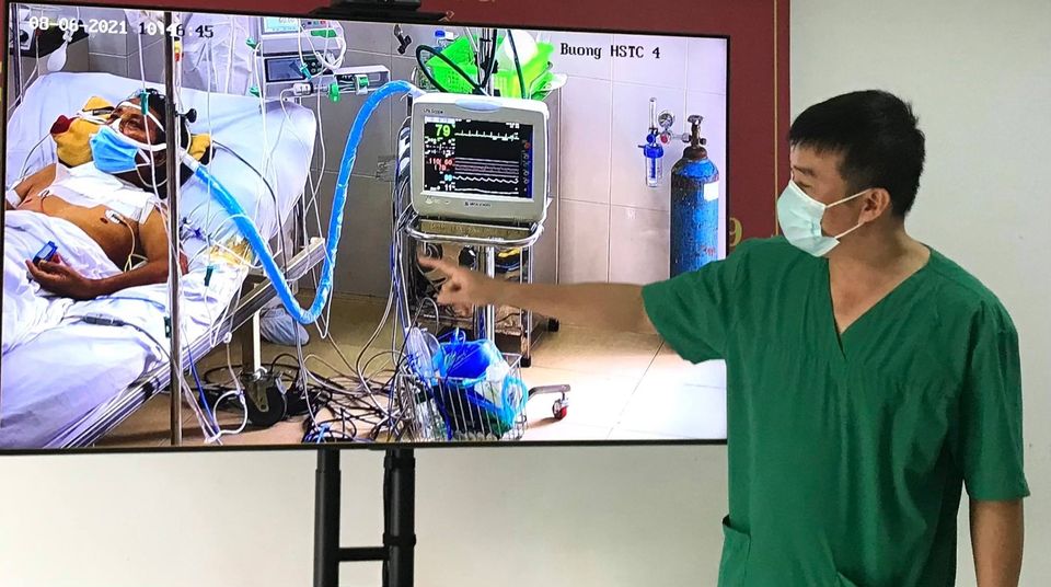 4 bệnh nhân COVID-19 nặng ở Bắc Giang đã cai ECMO, máy thở sắp xuất viện - Ảnh 1. 4 bệnh nhân COVID-19 nặng ở Bắc Giang đã cai ECMO, máy thở sắp xuất viện - Ảnh 1.