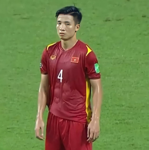 Những chàng cầu thủ Việt vừa yên bề gia thất đã có phong độ cực cao trong trận thắng Indonesia tối qua, &quot;sung&quot; nhất chính là anh chàng này  - Ảnh 3.