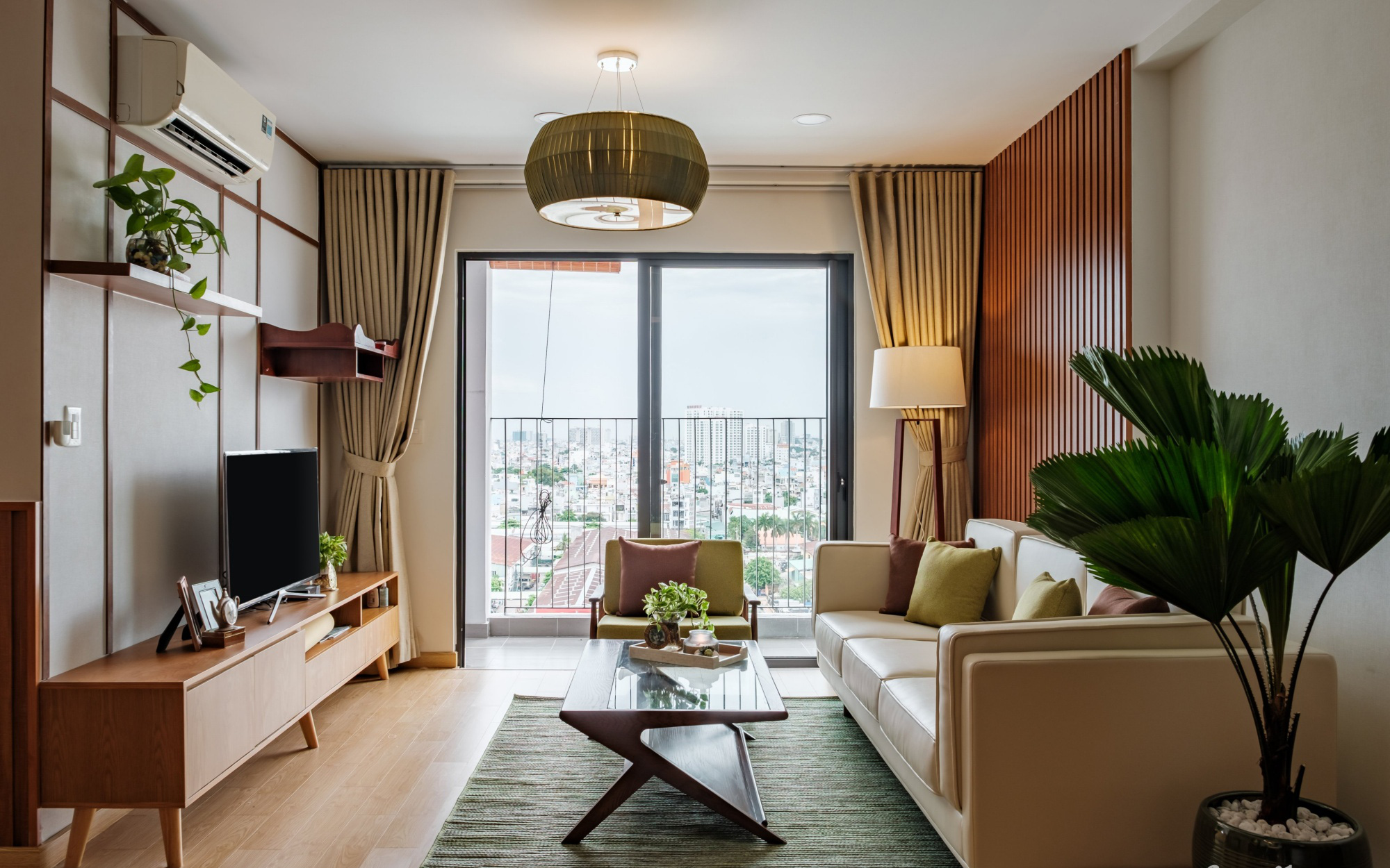 Căn hộ 90m² ấm cúng, sang trọng sau cải tạo của người con phương xa dành tặng mẹ ở Sài Gòn
