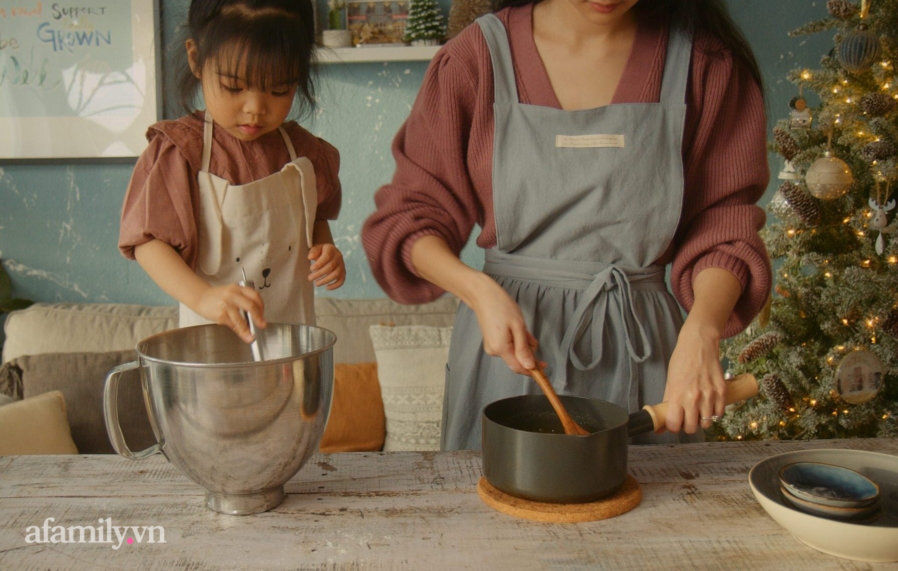 Mẹ Việt ở Đức gây sốt vì những món bánh làm từ hoa tươi cho con gái nhỏ ăn vặt, giàu dinh dưỡng lại đậm hương mùa hè - Ảnh 9.