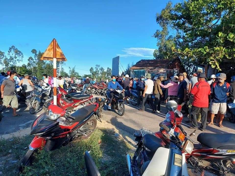 Hiệu trưởng ở Quảng Nam bị kẻ xấu vào nhà sát hại - Ảnh 2. Hiệu trưởng ở Quảng Nam bị kẻ xấu vào nhà sát hại - Ảnh 2.