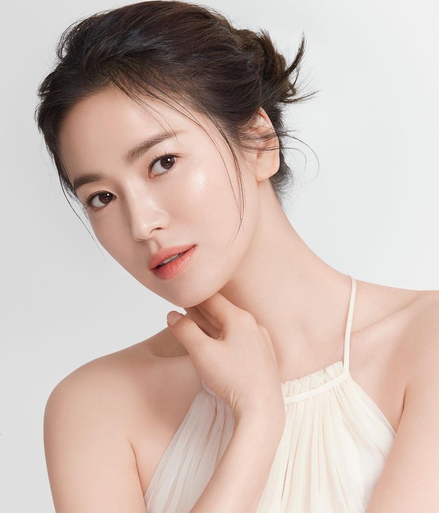 Song Hye Kyo gây ngỡ ngàng vì bị khán giả quay lưng trong Top diễn viên được yêu thích nhất xứ Hàn, thứ hạng của Lee Min Ho gây sốc - Ảnh 3.