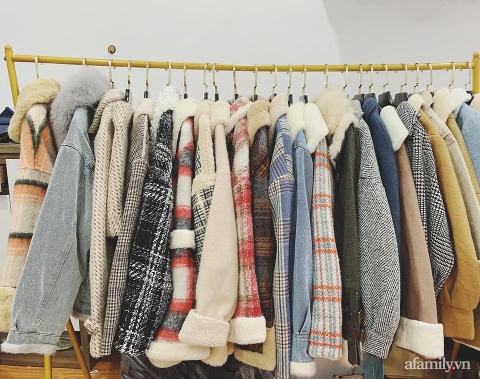 Cô gái Hà Nội bỏ nghề kế toán trưởng lương cao về mở shop bán hàng secondhand để hoàn thành ước mơ kinh doanh ấp ủ - Ảnh 4.