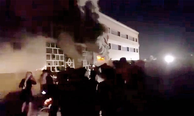 Iraq: Nổ bình oxy, cháy bệnh viện trị Covid-19, hàng chục người chết - Ảnh 1.