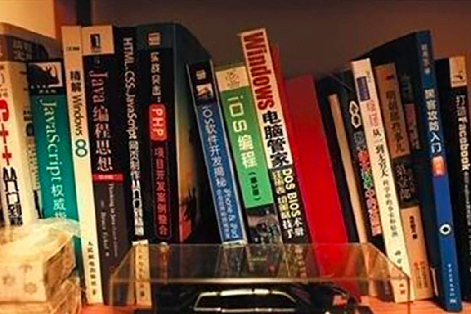 Hacker thần đồng tấn công trang web của trường để khỏi làm bài tập gây bất ngờ sau nhiều năm, đáng nể là cách được cha mẹ dạy dỗ - Ảnh 3. Hacker thần đồng tấn công trang web của trường để khỏi làm bài tập gây bất ngờ sau nhiều năm, đáng nể là cách được cha mẹ dạy dỗ - Ảnh 3.