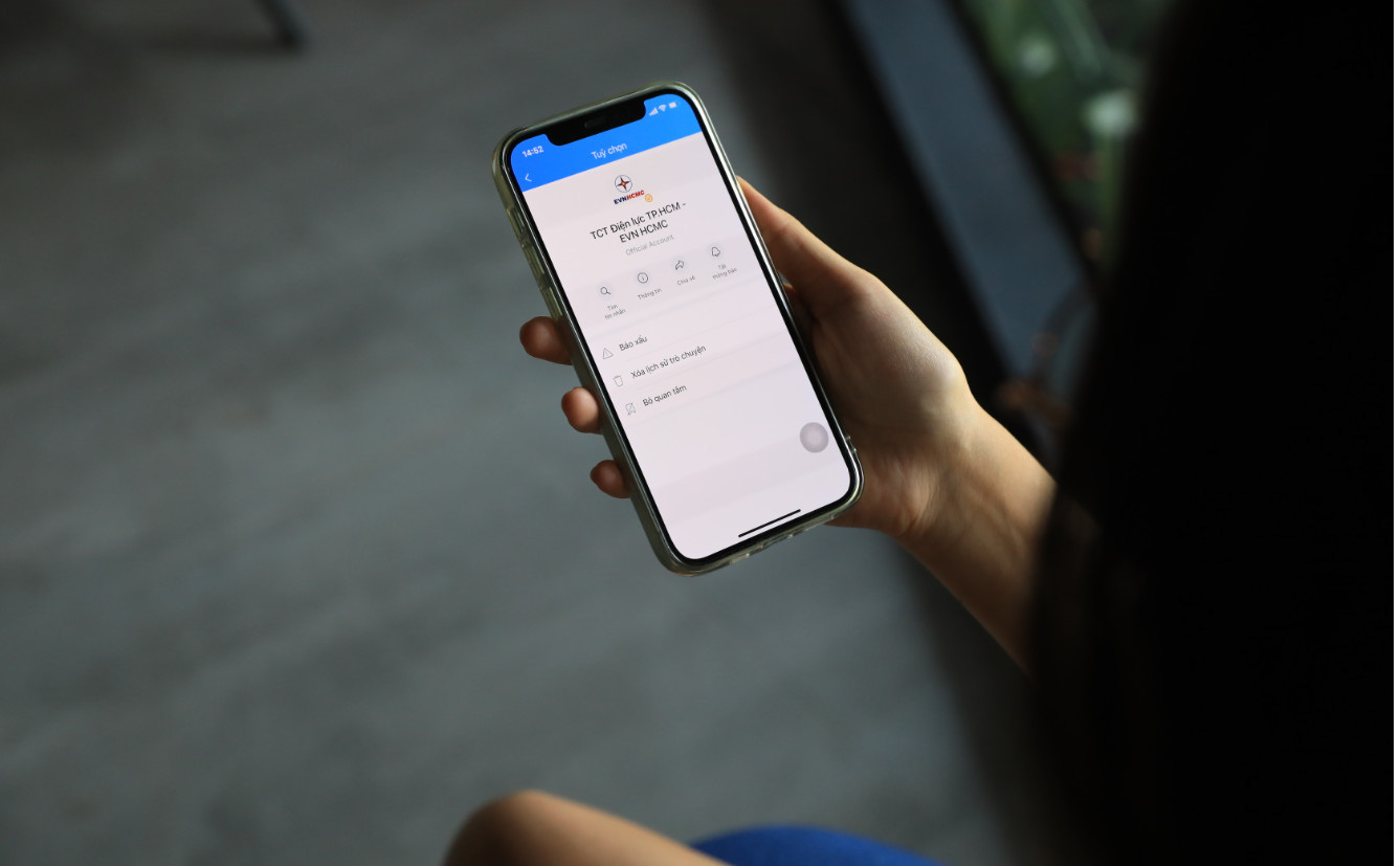 Hóa đơn điện tăng vọt mùa dịch, chị em mách nhau cách vừa theo dõi tiền điện, vừa thanh toán tiết kiệm - Ảnh 2.