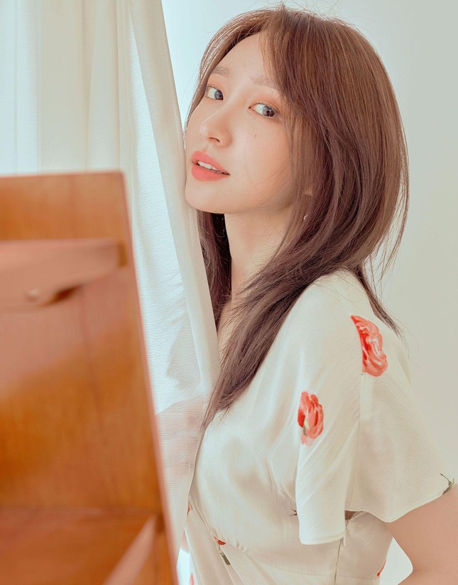 Hani (EXID) và nhiều idol K-Pop đồng loạt nhiễm COVID-19 khiến fan lo lắng - Ảnh 1.