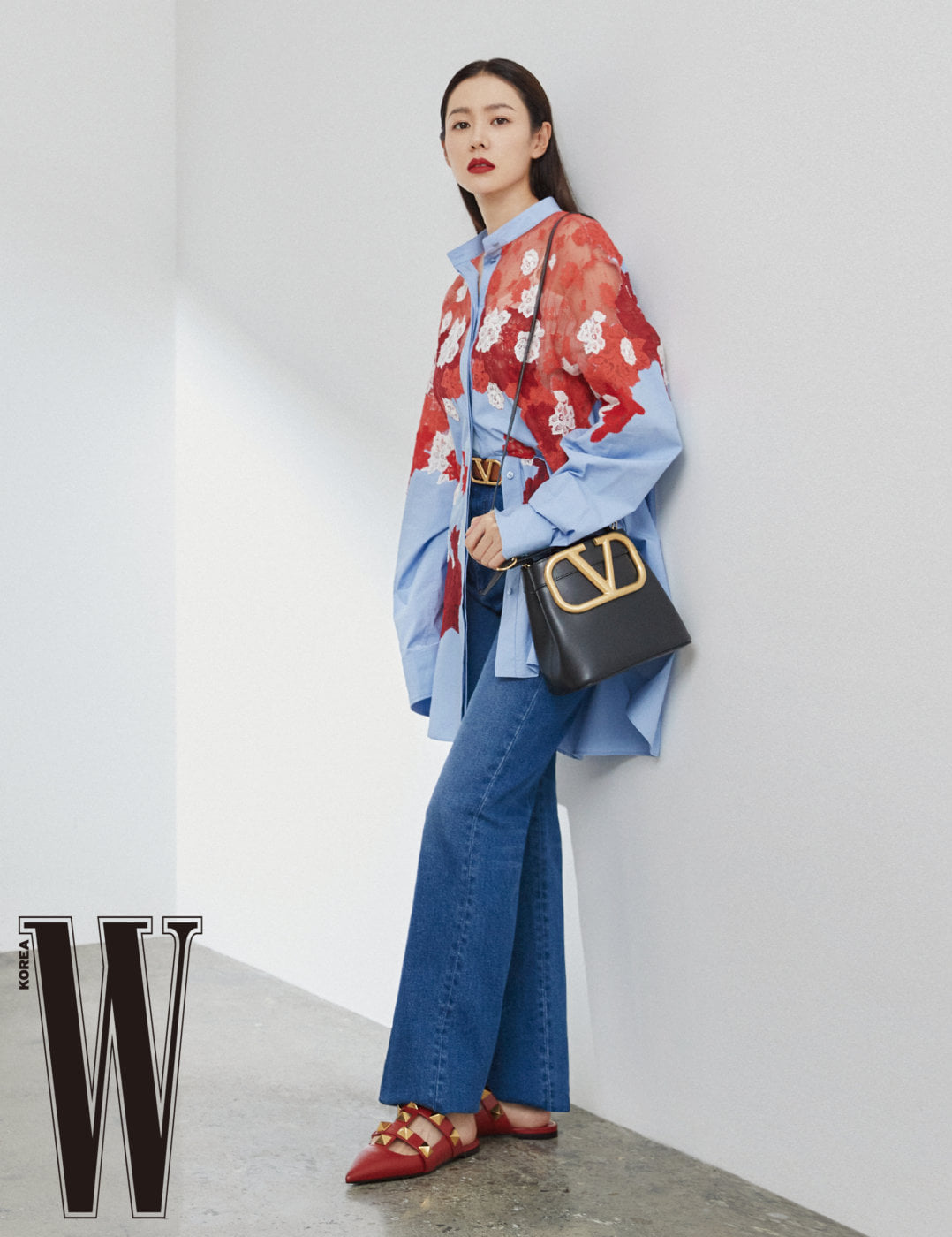 Son Ye Jin đại chiến Quan Hiểu Đồng khi diện áo na ná: Chị Đẹp lên đồ dìm dáng, mờ nhạt hơn hẳn bạn gái Luhan - Ảnh 2. Son Ye Jin đại chiến Quan Hiểu Đồng khi diện áo na ná: Chị Đẹp lên đồ dìm dáng, mờ nhạt hơn hẳn bạn gái Luhan - Ảnh 2.