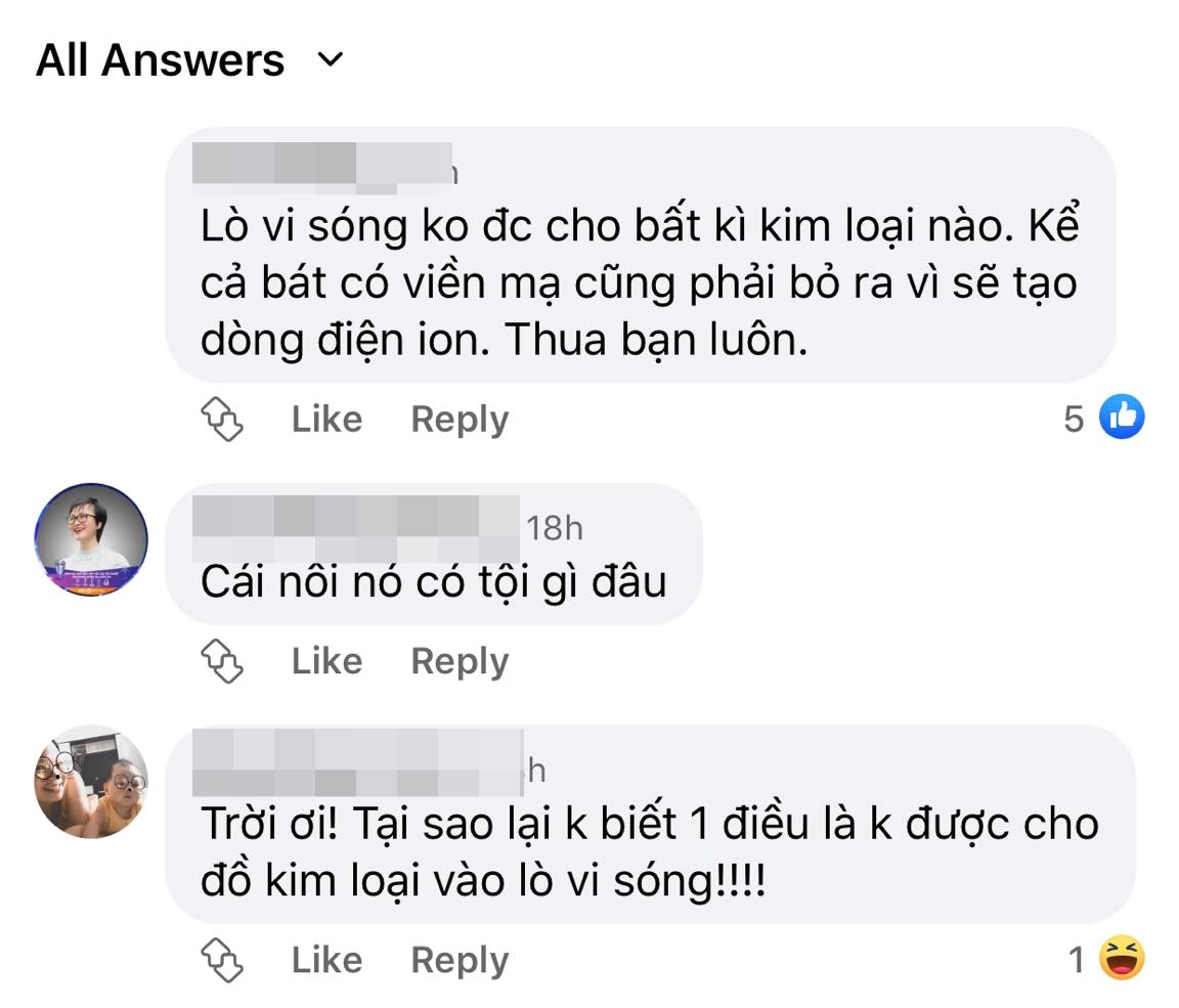 Cho cả nồi cơm vào lò vi sóng quay làm bong hết lớp chống dính, dân mạng chỉ ra lỗi cơ bản ai cũng phải biết - Ảnh 2.