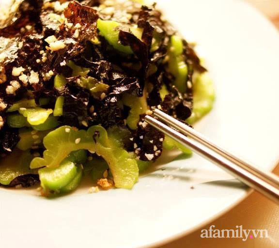 Food Blogger Liên Ròm: 5 món chay ngon dễ làm cho ngày Rằm tháng 6 Âm lịch - Ảnh 2.