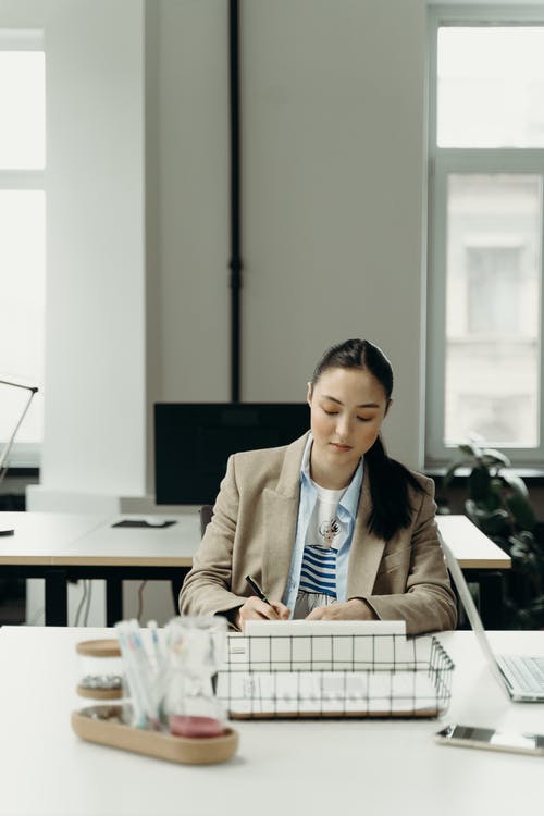 Phụ nữ mang thai đi làm hay sợ bị công ty đuổi việc, muốn tránh tình huống xấu này bạn cần hiểu rõ 2 điều tối quan trọng - Ảnh 2. Phụ nữ mang thai đi làm hay sợ bị công ty đuổi việc, muốn tránh tình huống xấu này bạn cần hiểu rõ 2 điều tối quan trọng - Ảnh 2.