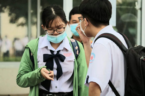 Chuẩn bị gì khi biết điểm tốt nghiệp THPT và đổi nguyện vọng? - Ảnh 1.