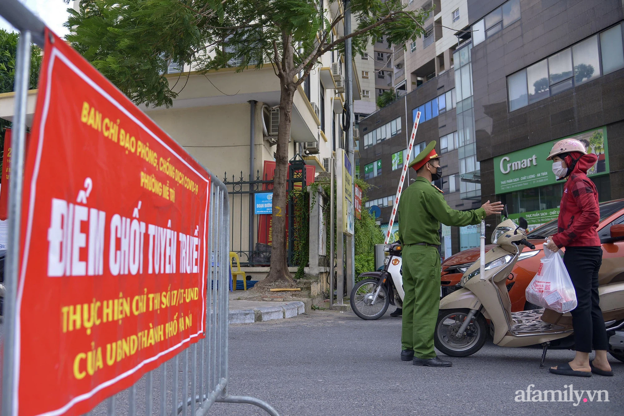 Hà Nội: Triển khai các chốt cơ động tuần tra, kiểm soát phòng chống dịch - Ảnh 13.