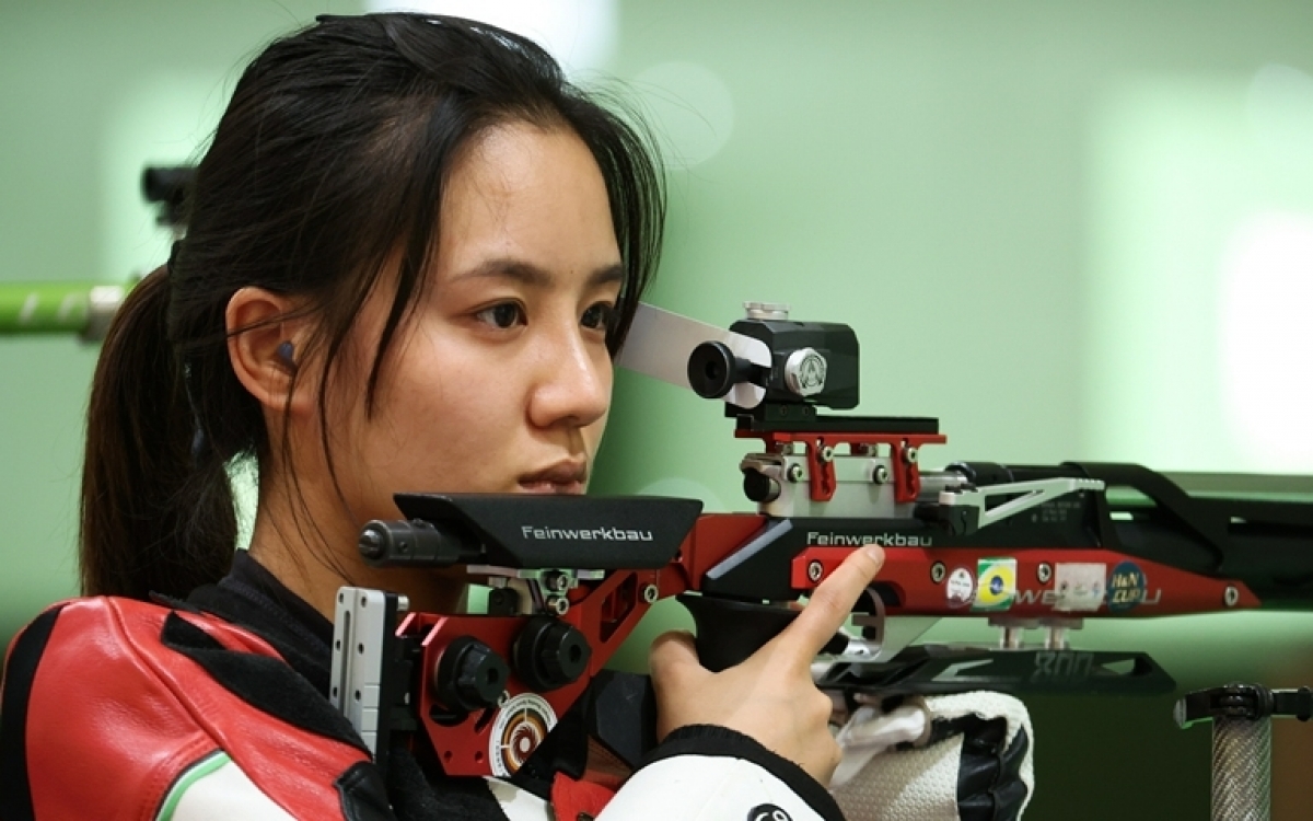 Nữ VĐV bắn súng Trung Quốc bị lăng mạ trên mạng sau khi không lọt vào chung kết - Ảnh 1.