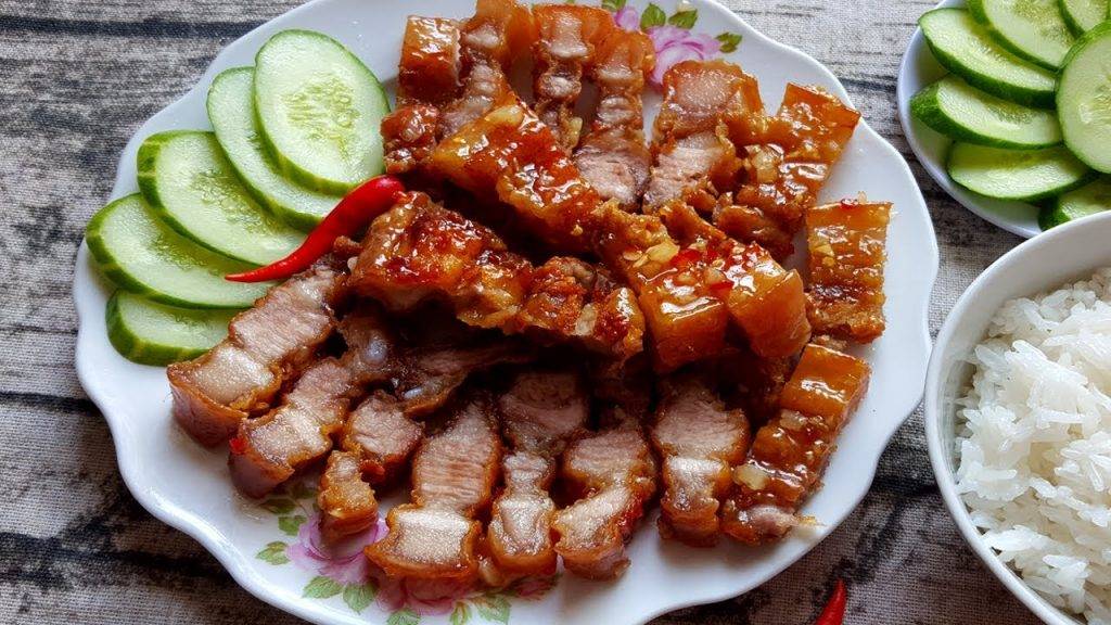 Cách làm thịt lợn xào sả ớt ngon và đơn giản nhất