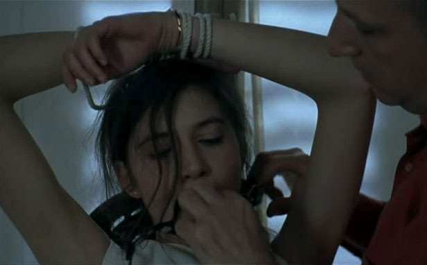 Thấy gì ở phim 18+ Romance: Những cảnh ngoại tình hoan lạc đến "cháy máy" nhằm lên tiếng về quyền lợi tình dục chính đáng của đàn bà? - Ảnh 4. Thấy gì ở phim 18+ Romance: Những cảnh ngoại tình hoan lạc đến "cháy máy" nhằm lên tiếng về quyền lợi tình dục chính đáng của đàn bà? - Ảnh 4.