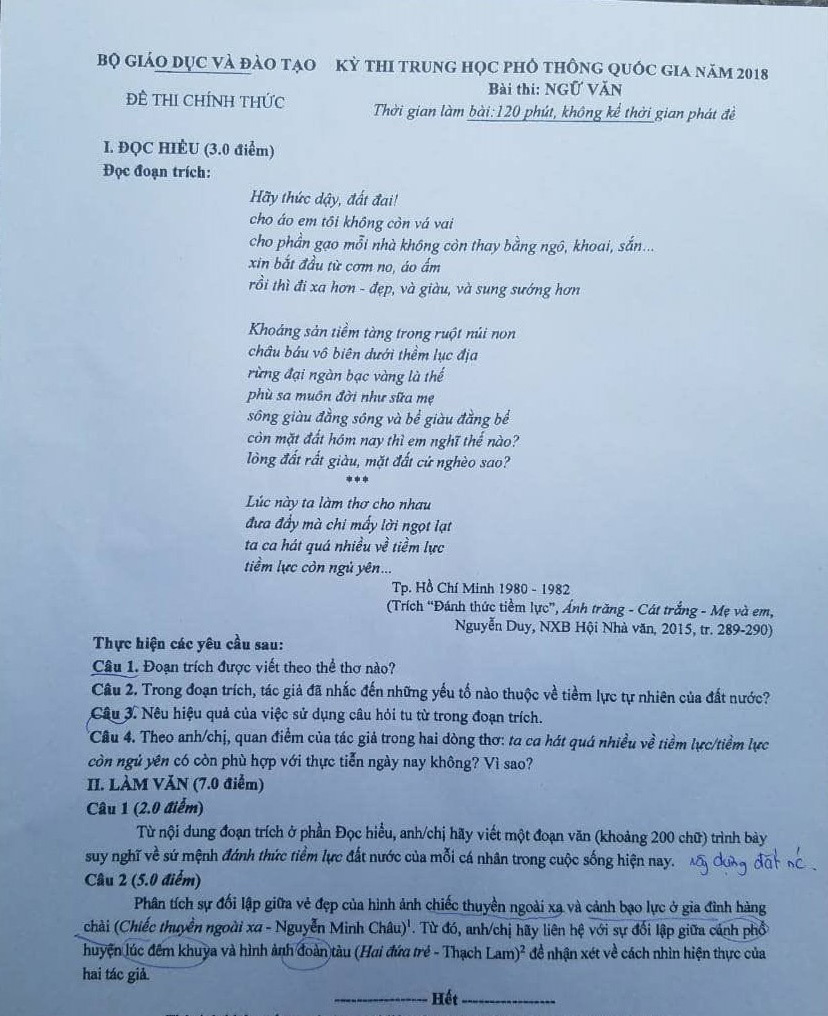 Một tỉnh c&oacute; đề thi thử Ngữ Văn 5 năm liền TR&Uacute;NG với đề thi tốt nghiệp THPT ch&iacute;nh thức: Sĩ tử nh&aacute;o nh&aacute;c ng&oacute; xem đề năm 2021  - Ảnh 8.